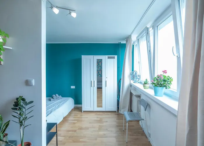 Green Studio In The City Center Of Wroclaw