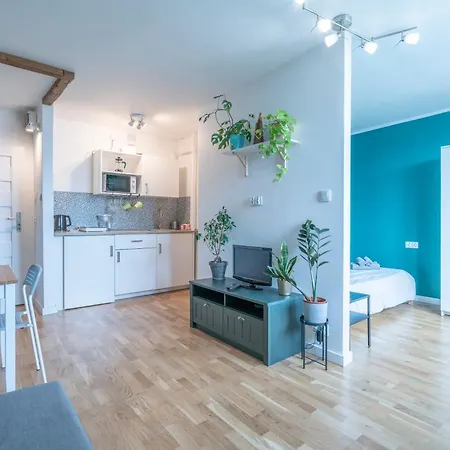 Green Studio In The City Center Of Wroclaw Exterior photo