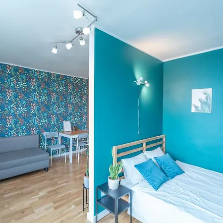 Green Studio In The City Center Of Wroclaw Exterior photo